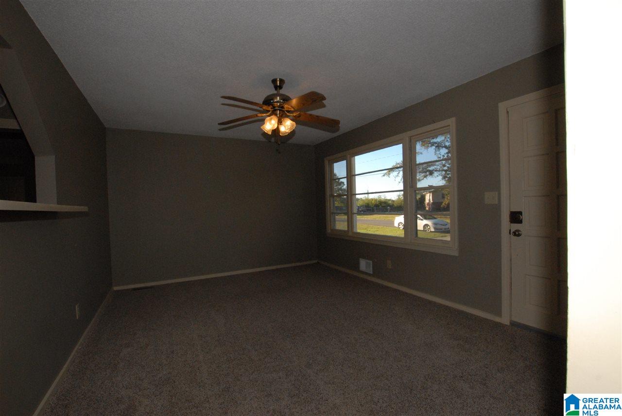 901 27th Avenue Northeast Center Point, AL 35215 - Photo 2 of 28