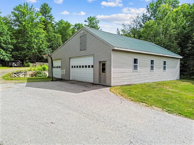 $579,000 | 588 Banton Road, Palermo, ME 04354