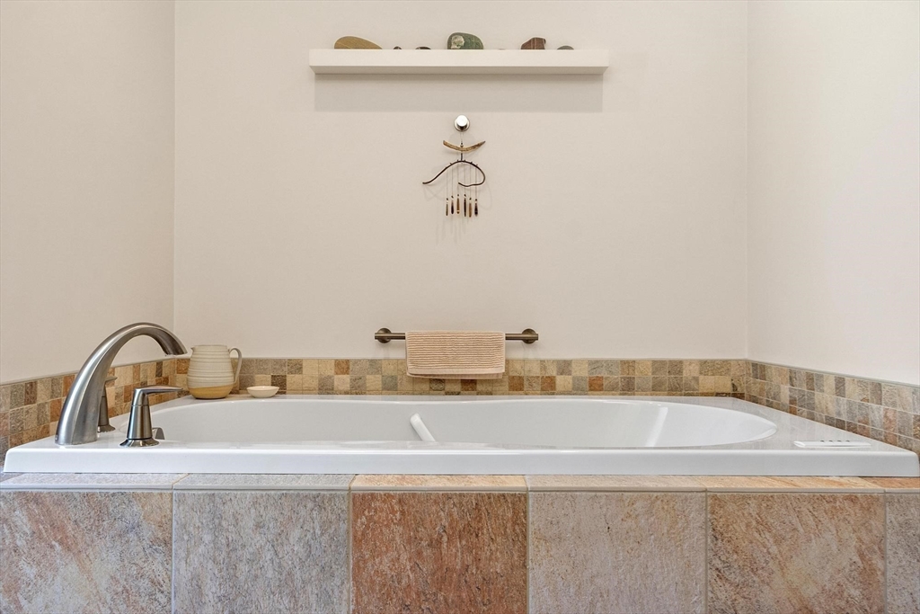 117 Ayer Road Harvard, MA 01451 - Photo 23 of 41