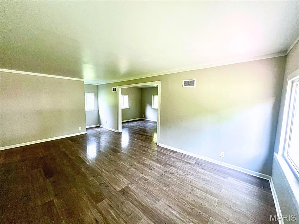 456 Bluff Drive Riverview, MO 63137 - Photo 2 of 14