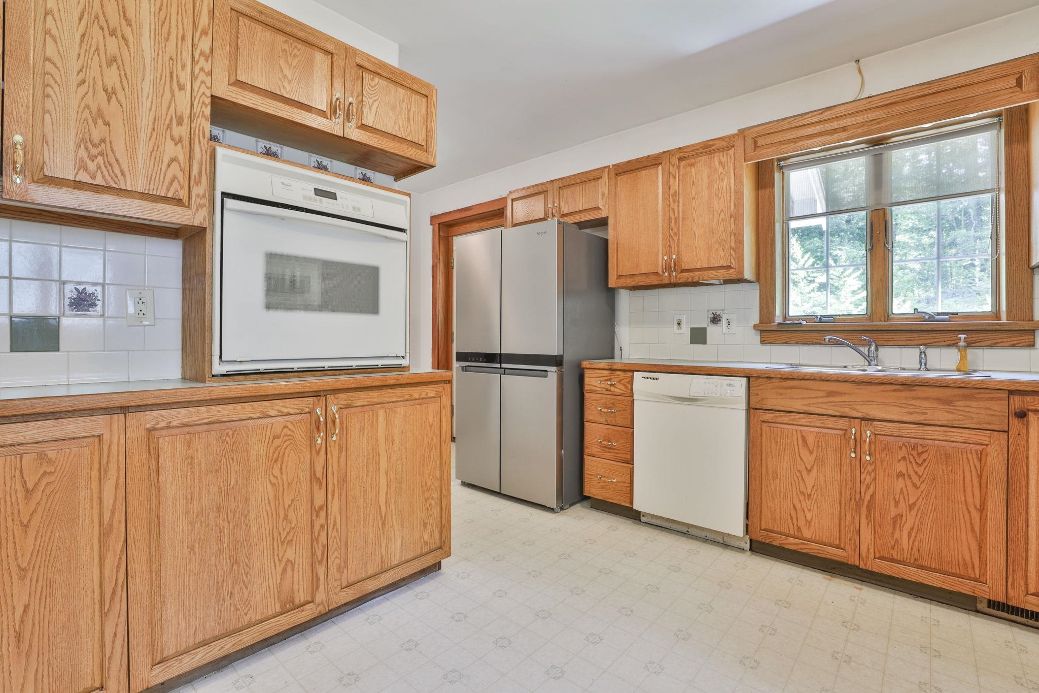 31 Cross Road Mont Vernon, NH 03057 - Photo 18 of 50