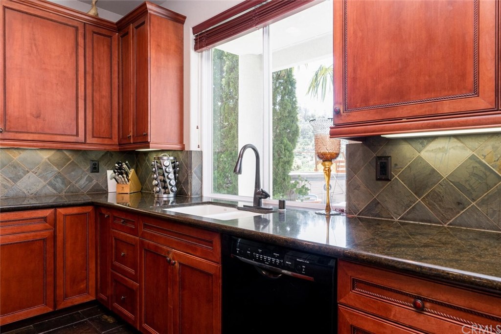 861 Whispering Winds Lane Chico, CA 95928 - Photo 20 of 58