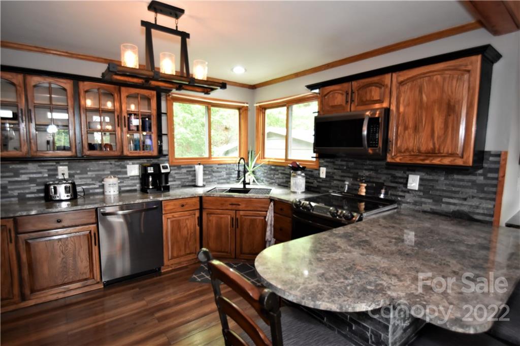 3213 Puetts Chapel Road Dallas, NC 28034 - Photo 9 of 43 Gallery Image 9
