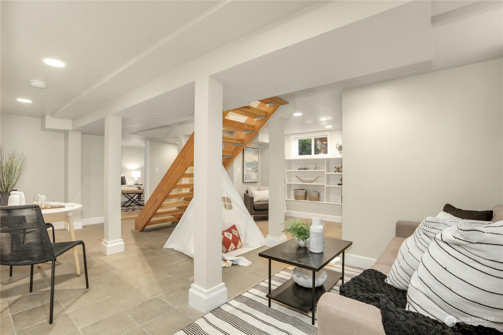 1502 North 80th Street Seattle, WA 98103 - Photo 18 of 40