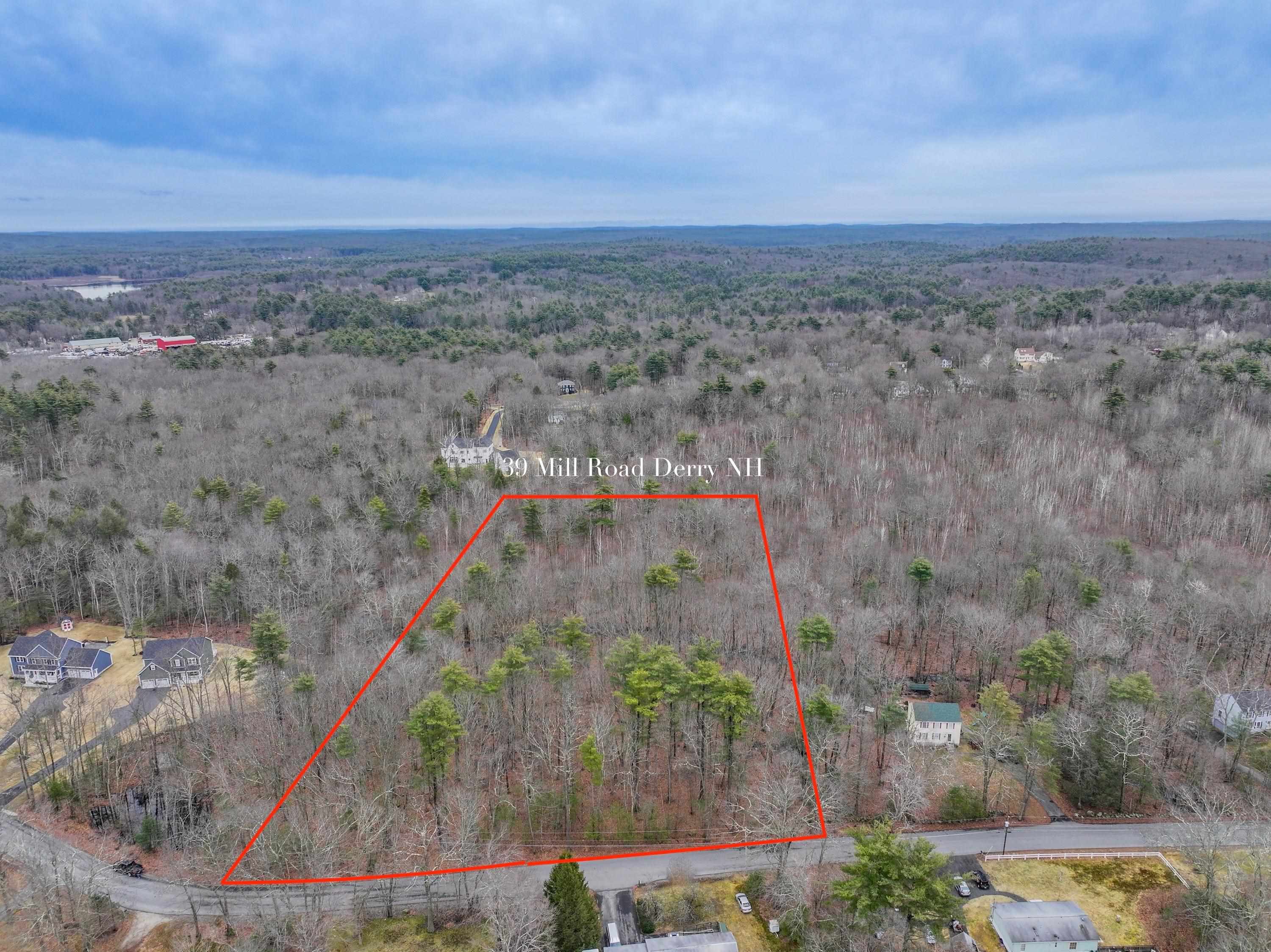 39 Mill Road Derry, NH 03038 - Photo 1 of 16