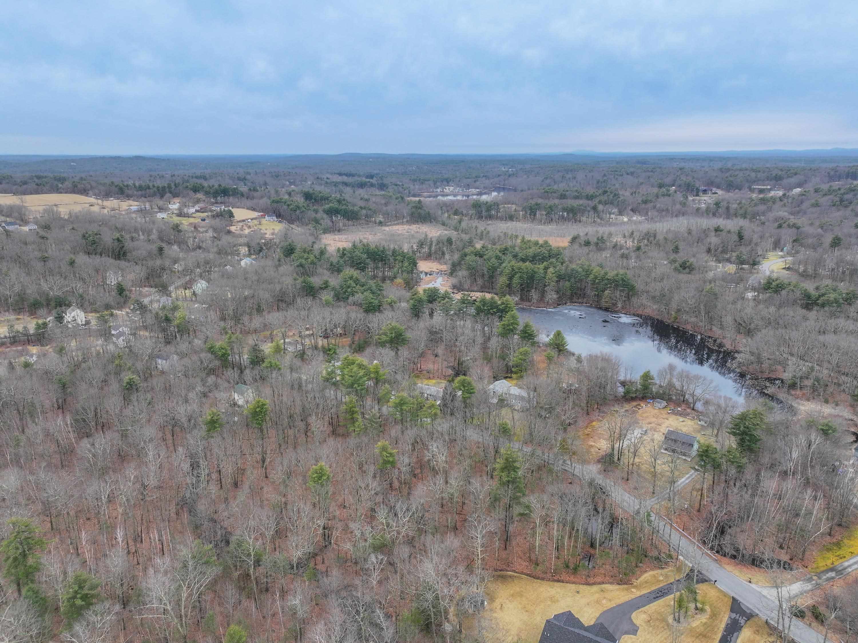 39 Mill Road Derry, NH 03038 - Photo 15 of 16
