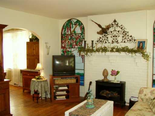 3931 Dickey Road Gibsonia, PA 15044 - Photo 3 of 8 Gallery Image 3