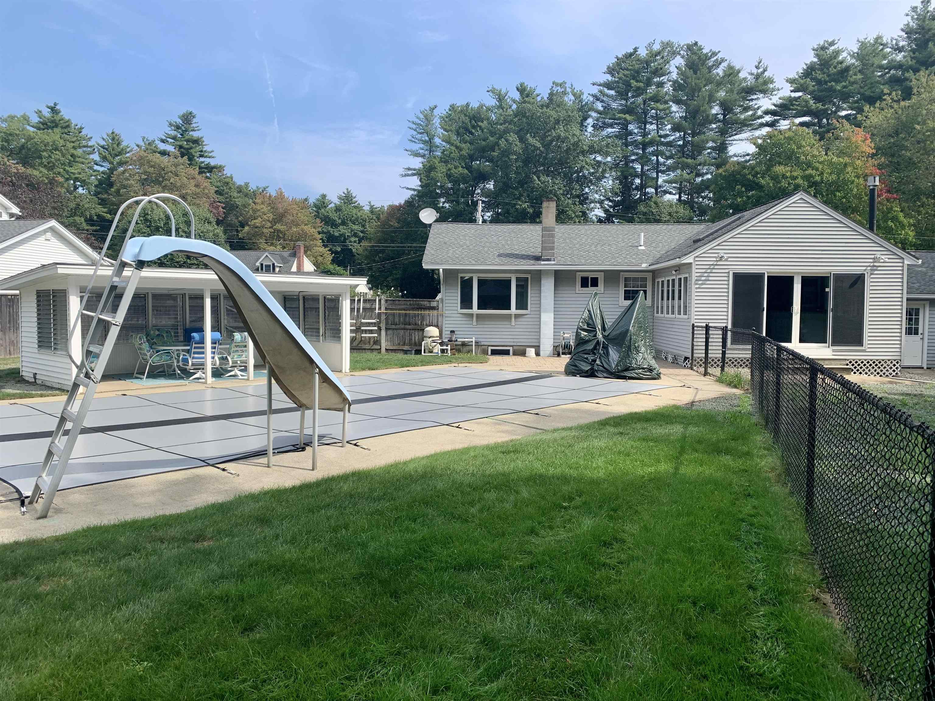 24 Beacon Drive Merrimack, NH 03054 - Photo 27 of 31