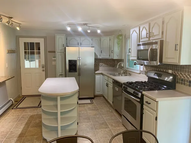 $3,900 | 24 Beacon Drive, Merrimack, NH 03054