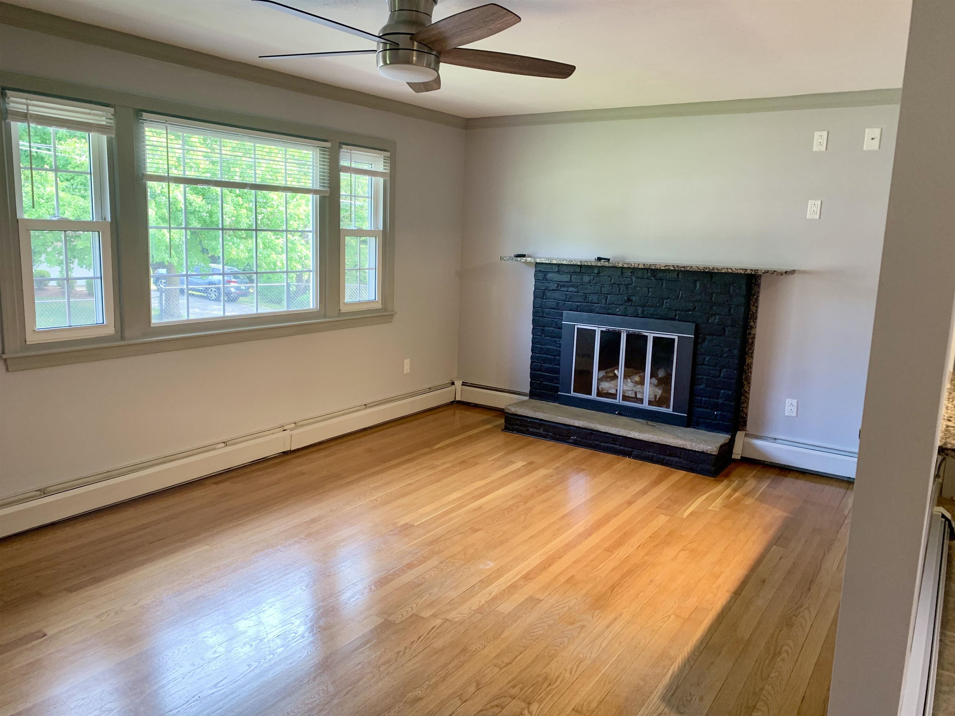 24 Beacon Drive Merrimack, NH 03054 - Photo 10 of 31