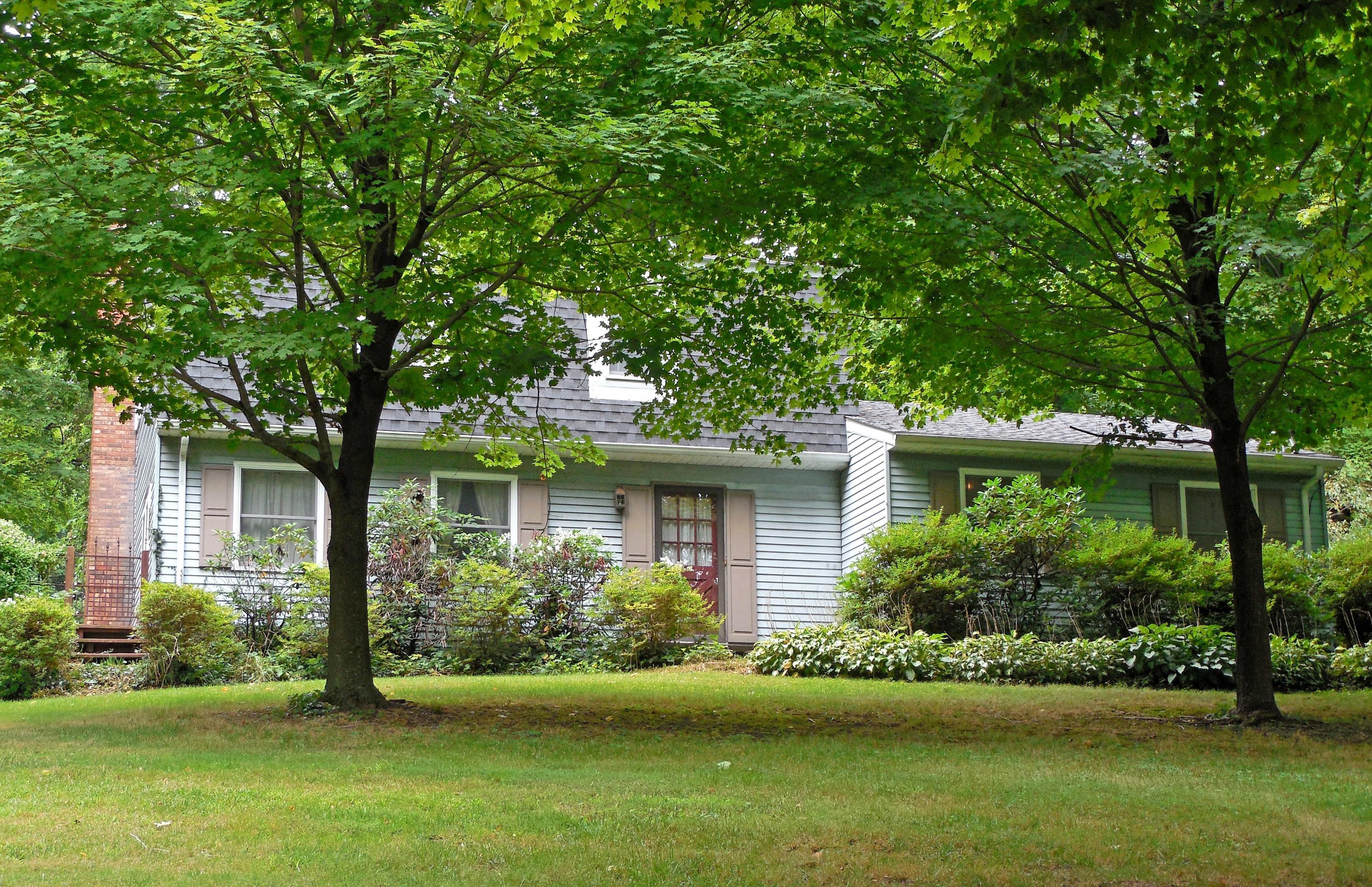 2431 Shaw Road Southwest Lancaster, OH 43130 - Photo 1 of 33