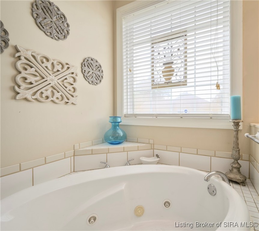 160 North Lakeside Drive Madison, IN 47250 - Photo 22 of 39