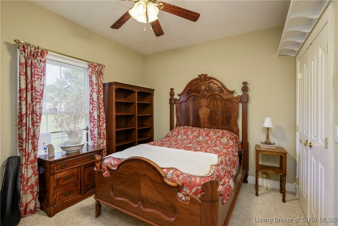 160 North Lakeside Drive Madison, IN 47250 - Photo 26 of 39