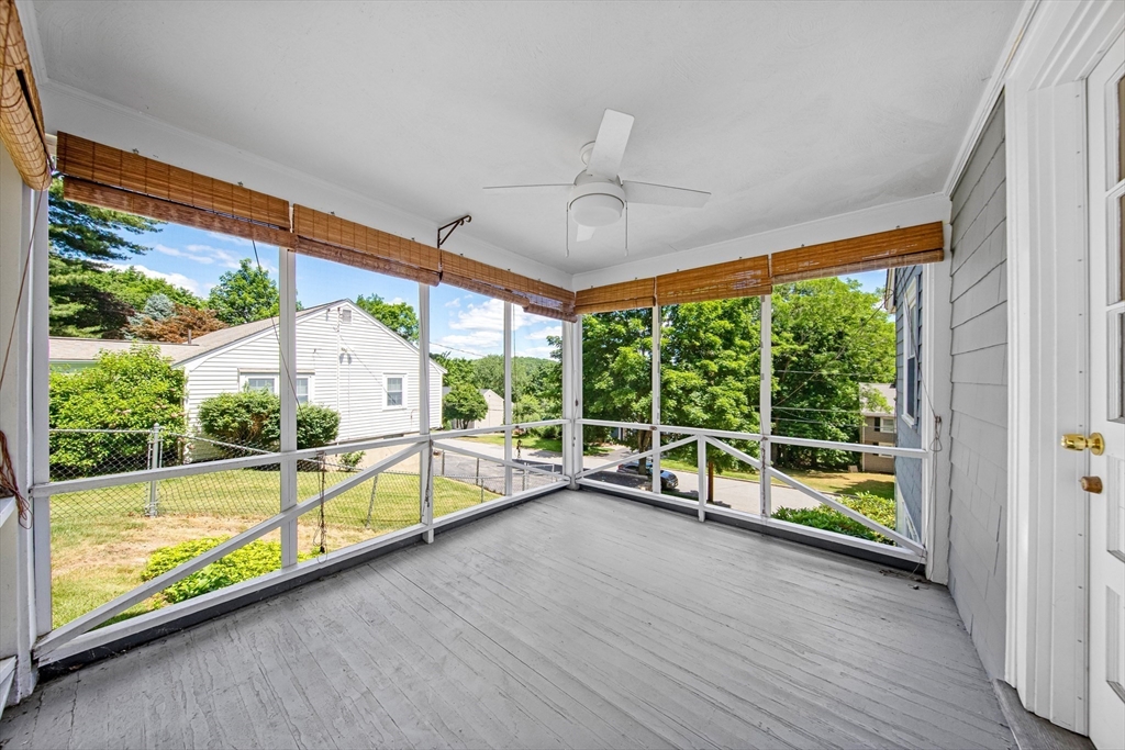 38 Robinhood Road Winchester, MA 01890 - Photo 18 of 32