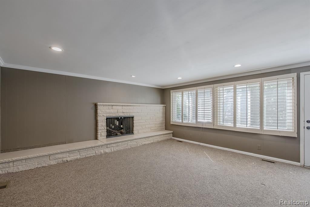1050 Top View Road Bloomfield Hills, MI 48304 - Photo 17 of 53 Gallery Image 17