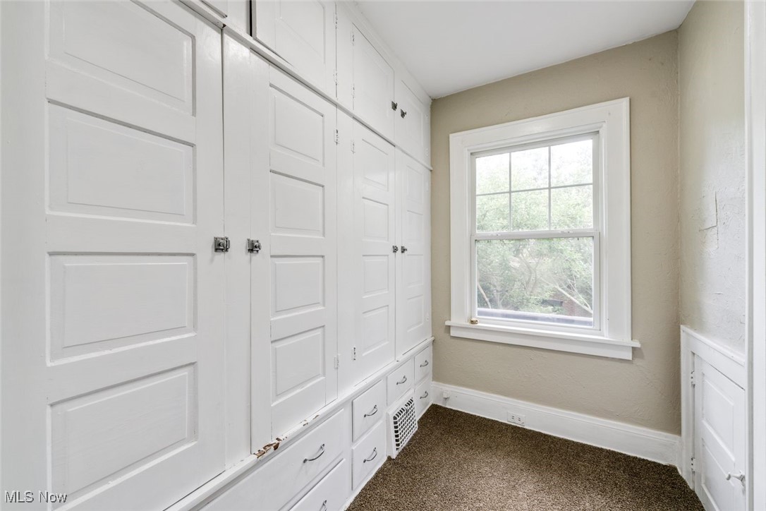 2182 Maplewood Road Cleveland, OH 44118 - Photo 38 of 50 Gallery Image 38