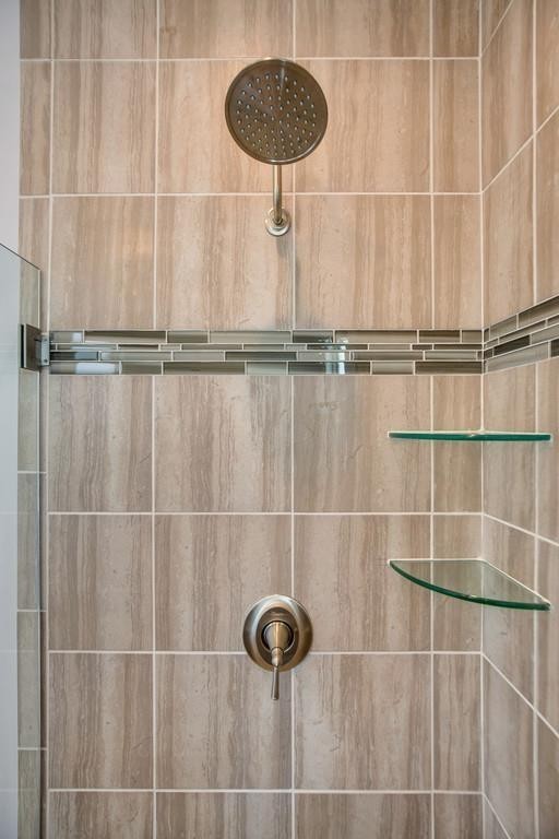 53 Saddle Ridge Mount Mount Juliet, TN 37122 - Photo 19 of 23 a bathroom with a shower
