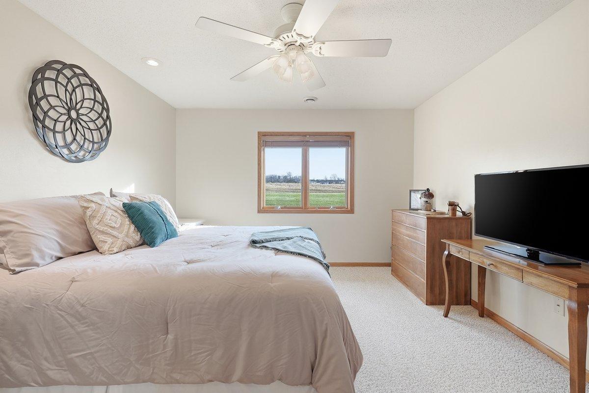 320 Willink Drive Baldwin, WI 54002 - Photo 13 of 24