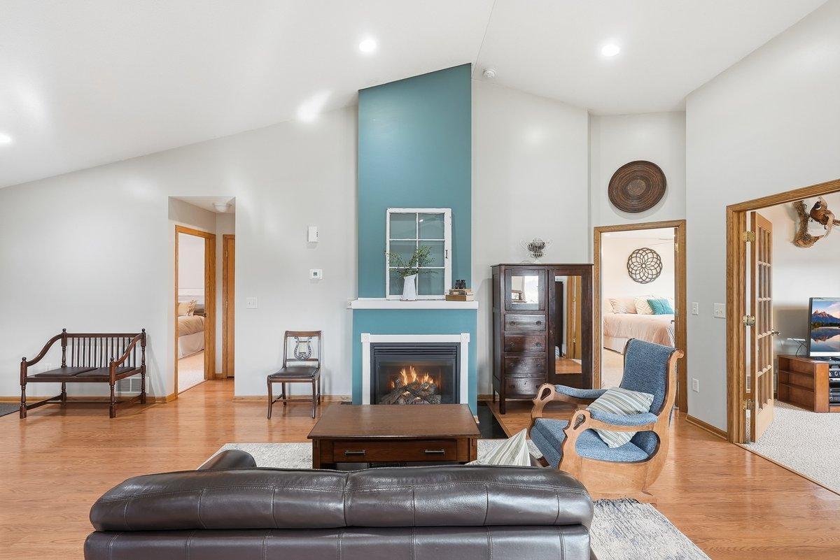 320 Willink Drive Baldwin, WI 54002 - Photo 3 of 24