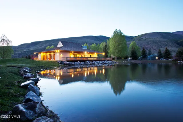 $1,295,000 | 54 Columbine Circle, Unit B14, Eagle-Vail, CO 81620