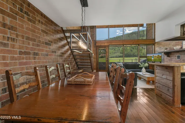 $1,295,000 | 54 Columbine Circle, Unit B14, Eagle-Vail, CO 81620