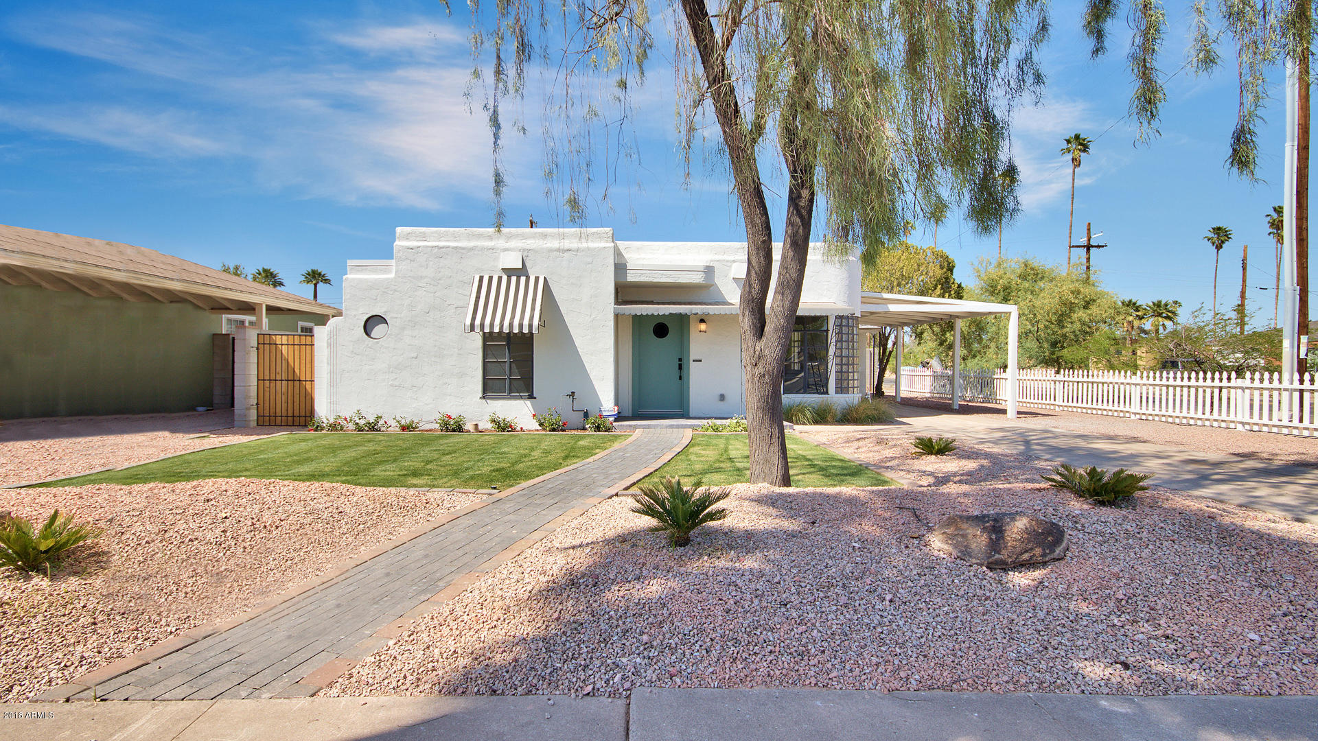 1148 East Almeria Road Phoenix, AZ 85006 - Photo 2 of 36 02