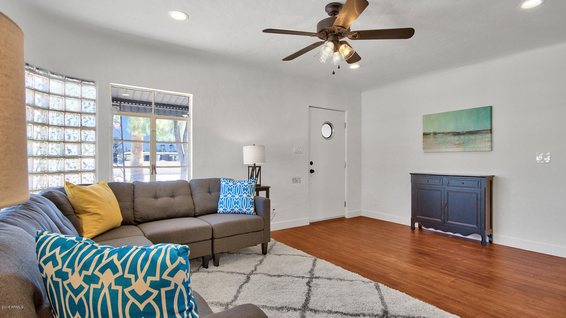 1148 East Almeria Road Phoenix, AZ 85006 - Photo 7 of 36 08