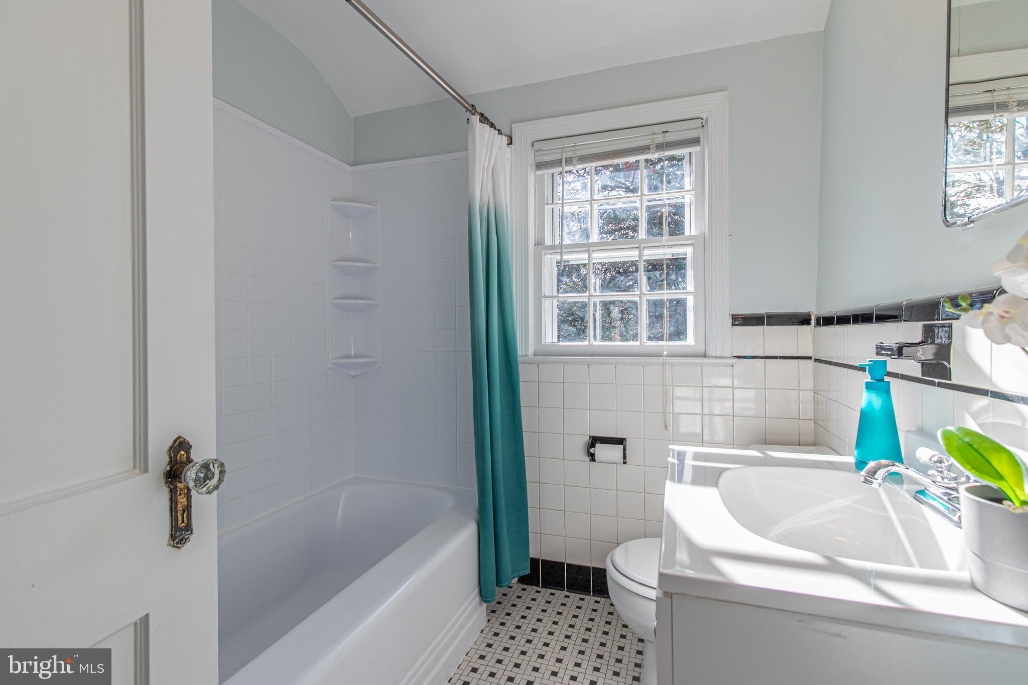206 Normandy Drive Silver Spring, MD 20901 - Photo 36 of 42 Gallery Image 36