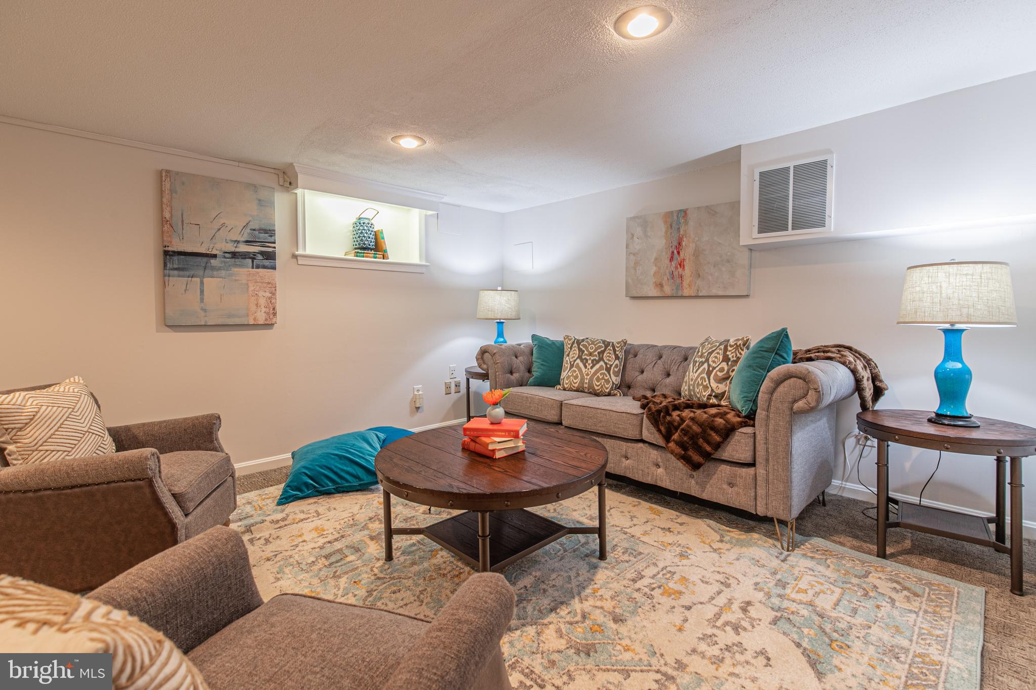 206 Normandy Drive Silver Spring, MD 20901 - Photo 38 of 42 Gallery Image 38