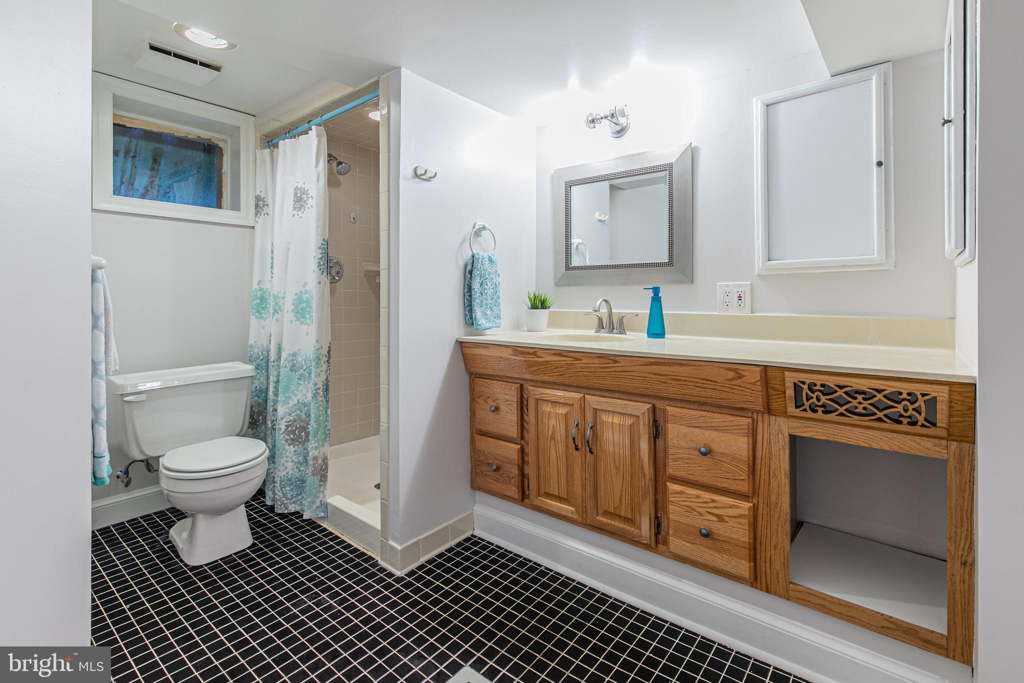 206 Normandy Drive Silver Spring, MD 20901 - Photo 41 of 42 Gallery Image 41