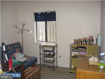 40 Trowbridge Lane Clementon, NJ 08021 - Photo 9 of 12 Bedroom 2