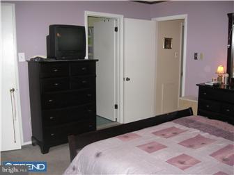 40 Trowbridge Lane Clementon, NJ 08021 - Photo 10 of 12 Bedroom - Main