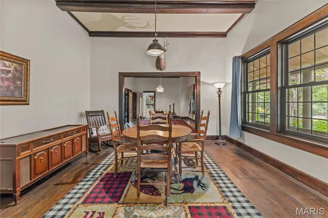 $1,800,000 | 4616 Elk Head Road, Bland, MO 65014