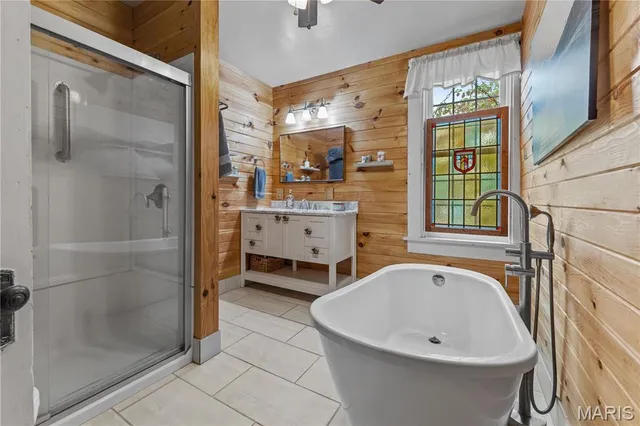 $1,800,000 | 4616 Elk Head Road, Bland, MO 65014