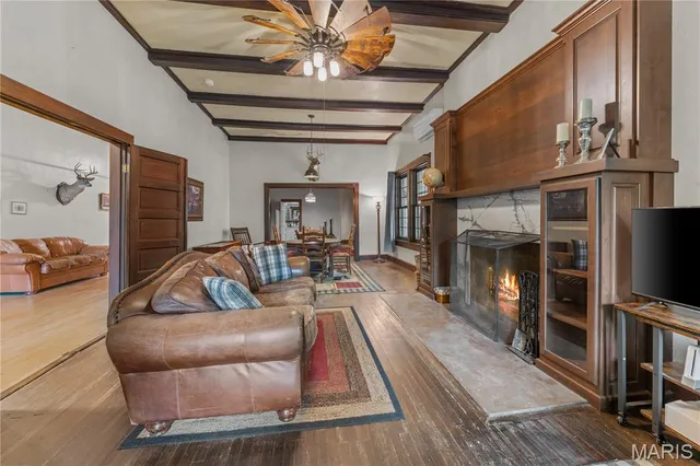 $1,800,000 | 4616 Elk Head Road, Bland, MO 65014