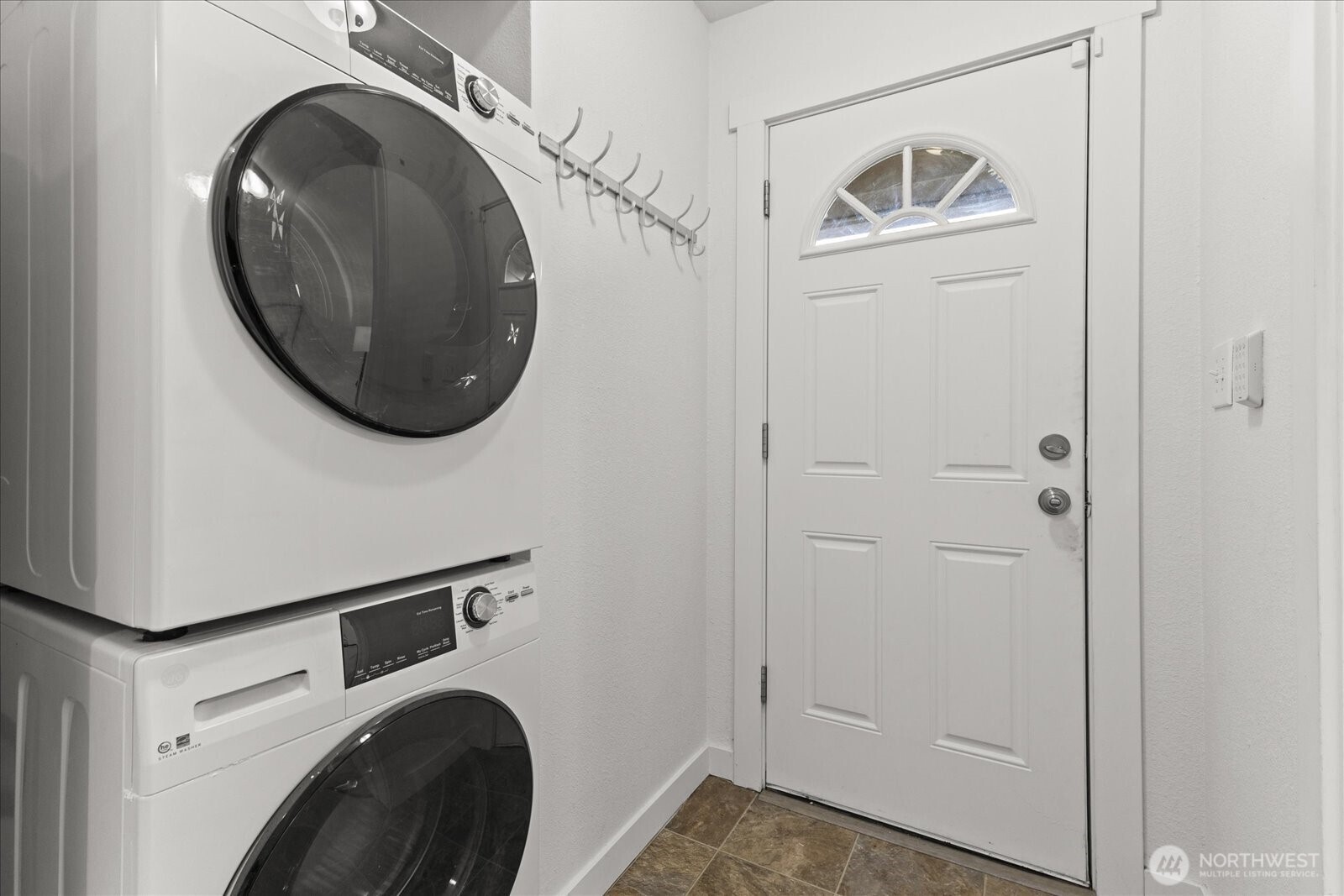 5920 South 118th Street Seattle, WA 98178 - Photo 20 of 25