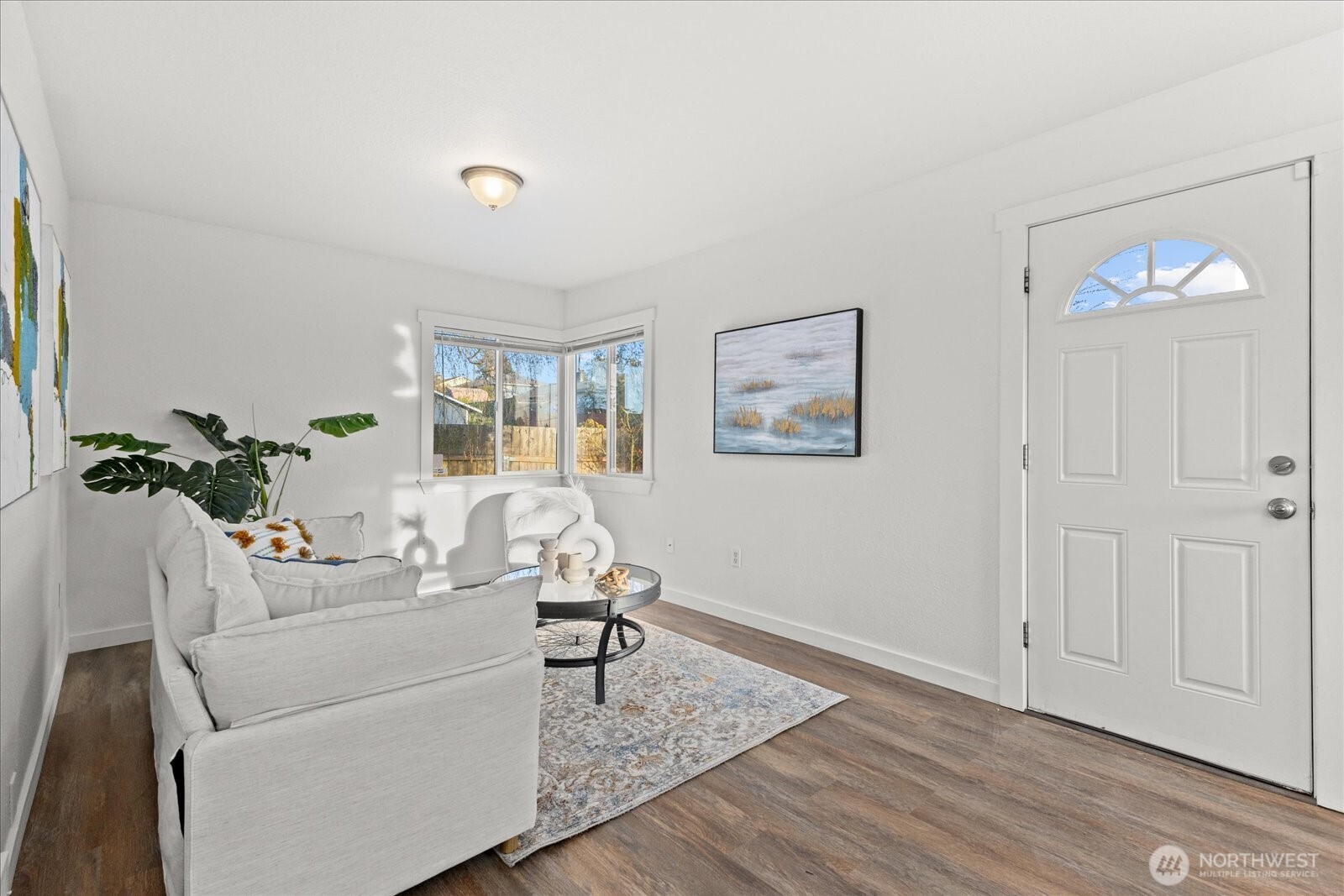5920 South 118th Street Seattle, WA 98178 - Photo 2 of 25