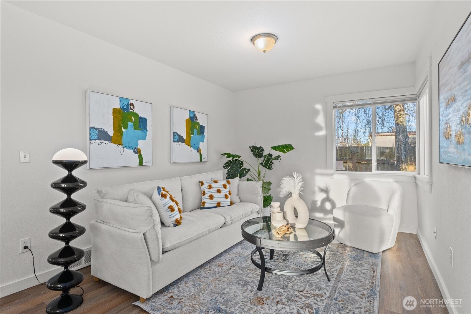 5920 South 118th Street Seattle, WA 98178 - Photo 4 of 25