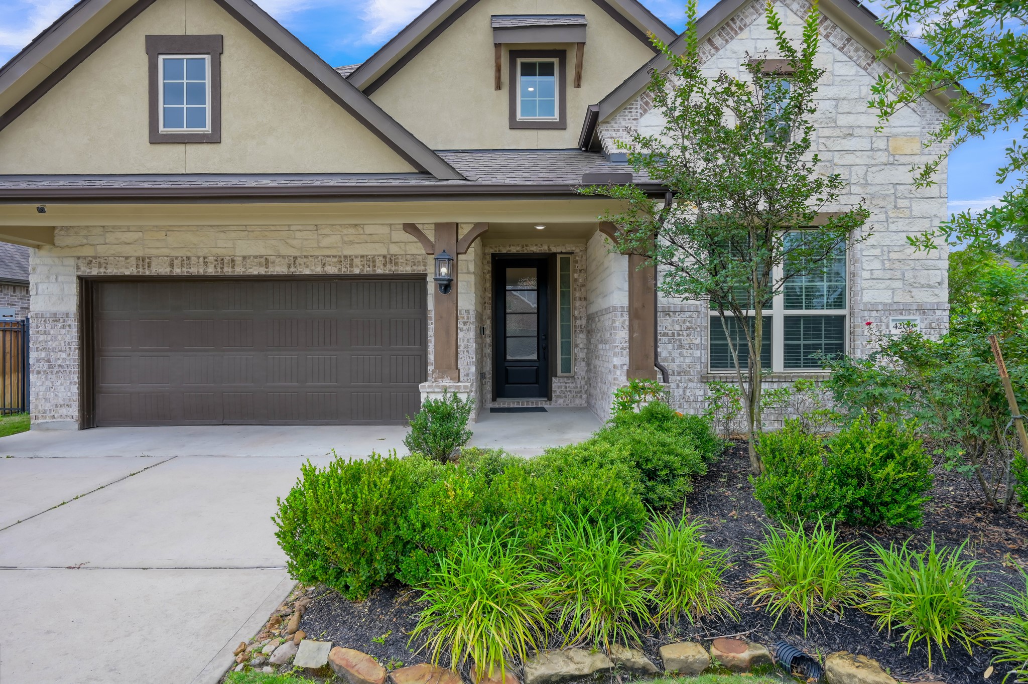 4206 Grand Oaks Wind Spring, TX 77386 - Photo 3 of 50