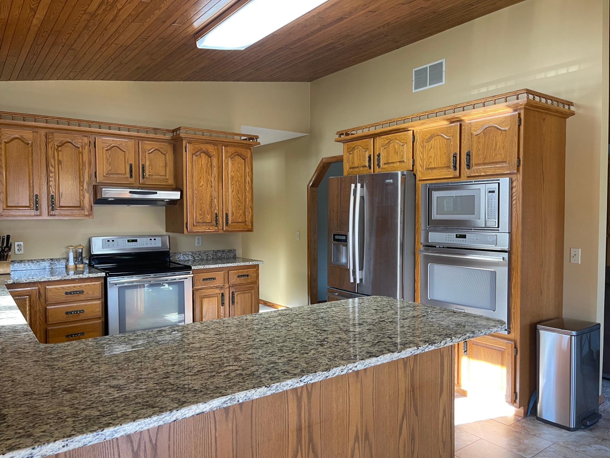9088 Riverside Road Ironwood, MI 49938 - Photo 8 of 50 Gallery Image 8