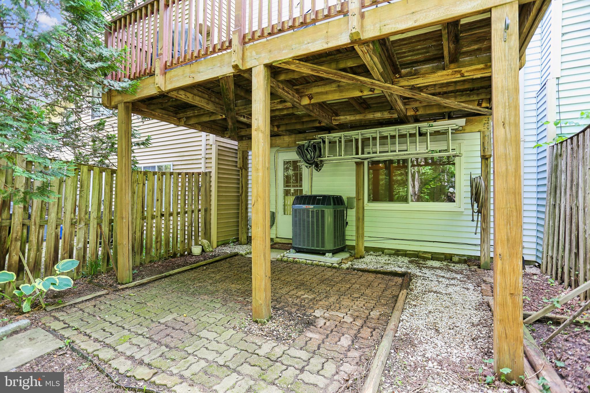 10508 Apple Ridge Road Gaithersburg, MD 20886 - Photo 26 of 27