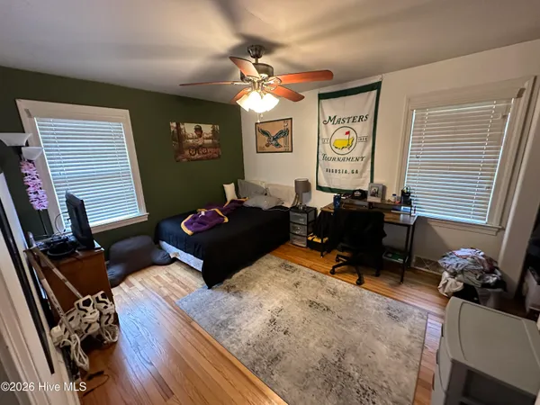 $2,500 | 102 North Meade Street, Greenville, NC 27858