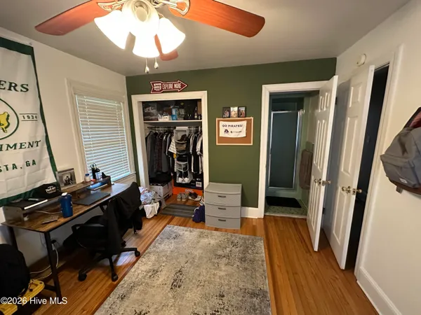 $2,500 | 102 North Meade Street, Greenville, NC 27858