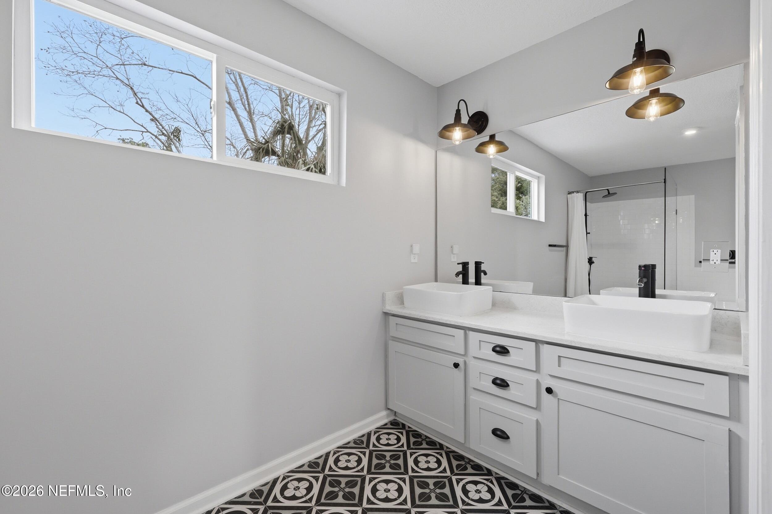 2741 Hendricks Avenue Jacksonville, FL 32207 - Photo 21 of 37 the real estateographers_035