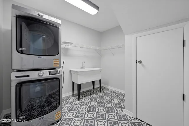 $3,450 | 2741 Hendricks Avenue, Jacksonville, FL 32207