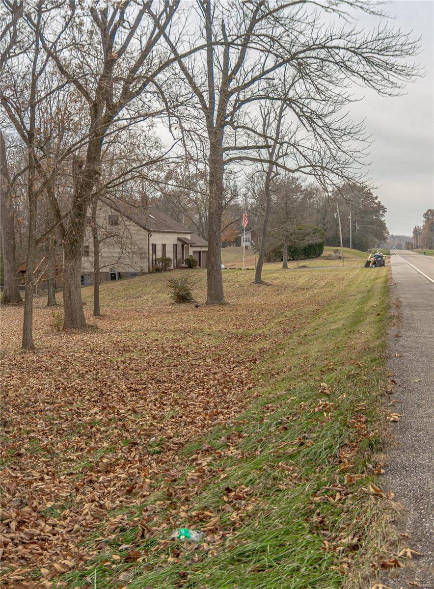 13924 St Rose Road Highland, IL 62249 - Photo 35 of 36