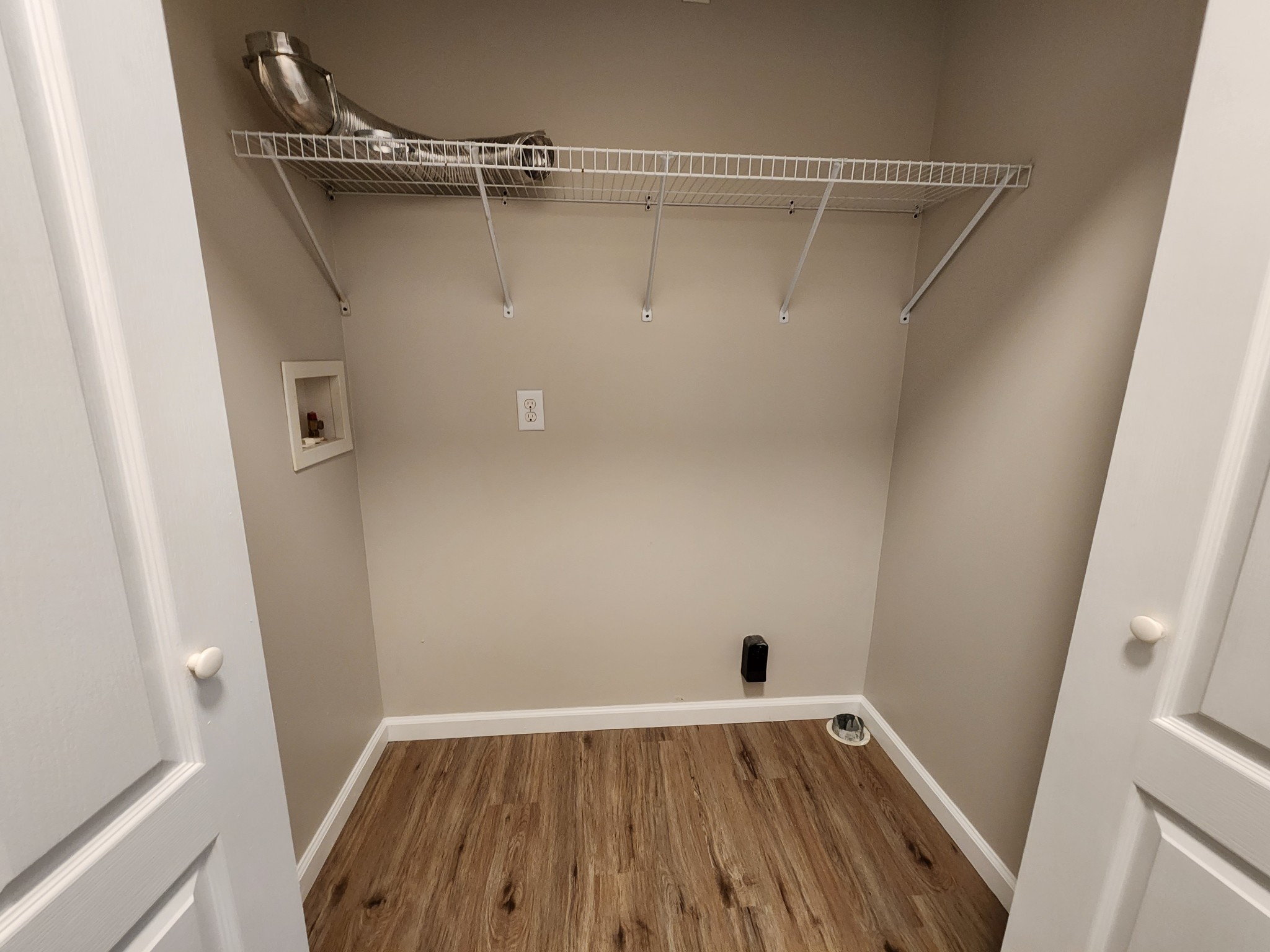 1415 Williamson Road, Unit B Goodlettsville, TN 37072 - Photo 10 of 18 a view of walk in closet with wooden floor