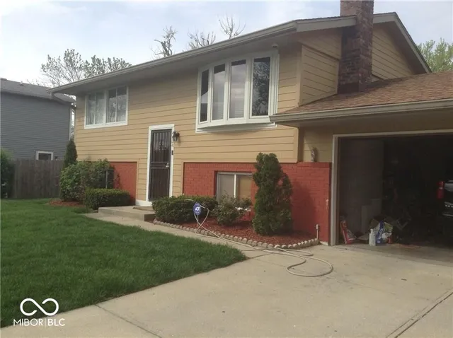 $1,600 | 4454 Greenmeadow Circle, Indianapolis, IN 46235