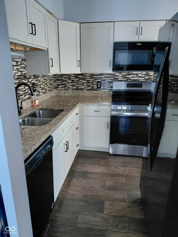 $1,600 | 4454 Greenmeadow Circle, Indianapolis, IN 46235