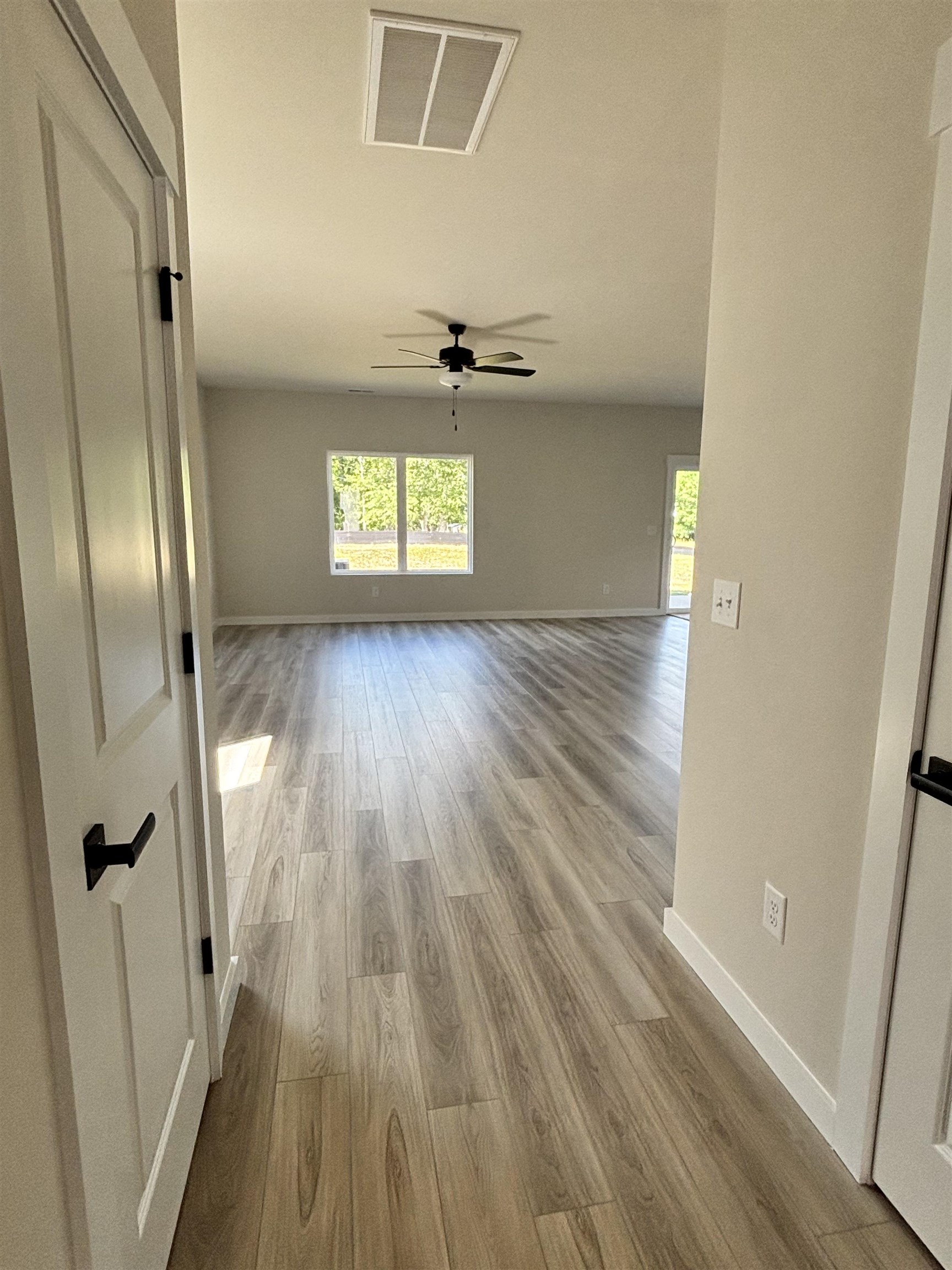 410 West Claywalk Road Woodruff, SC 29388 - Photo 2 of 8